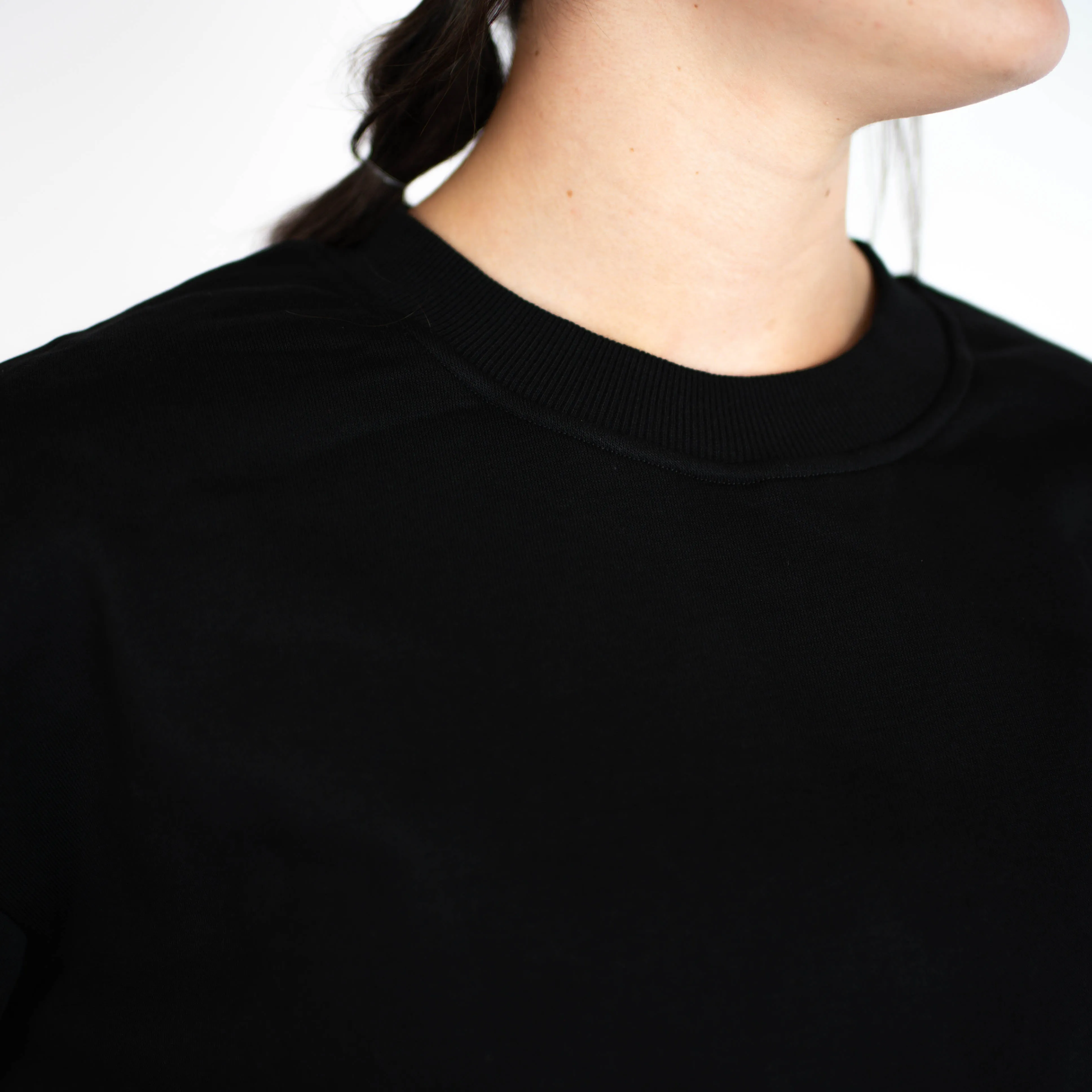 FLEO Just Right Oversized Crew - Black