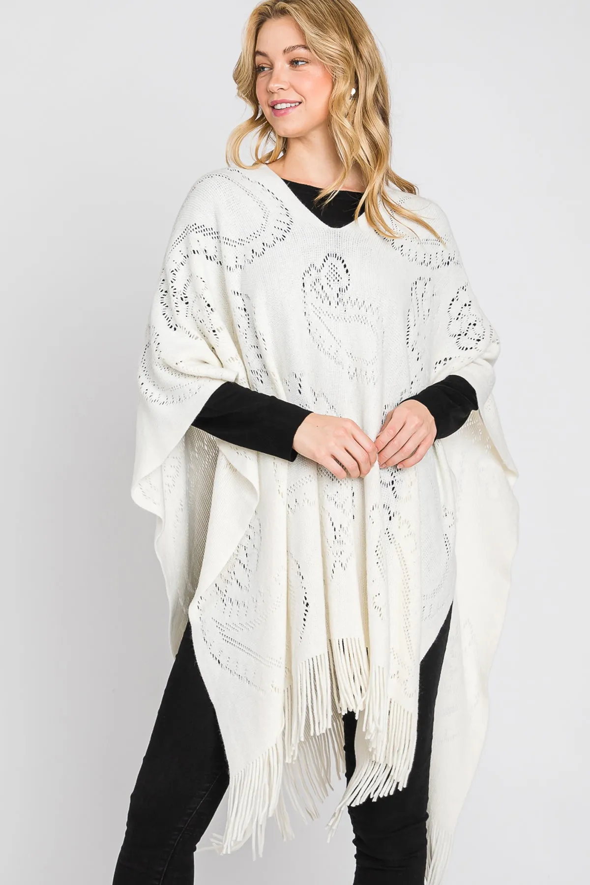 PAISLEY PATTERN FRINGE PONCHO