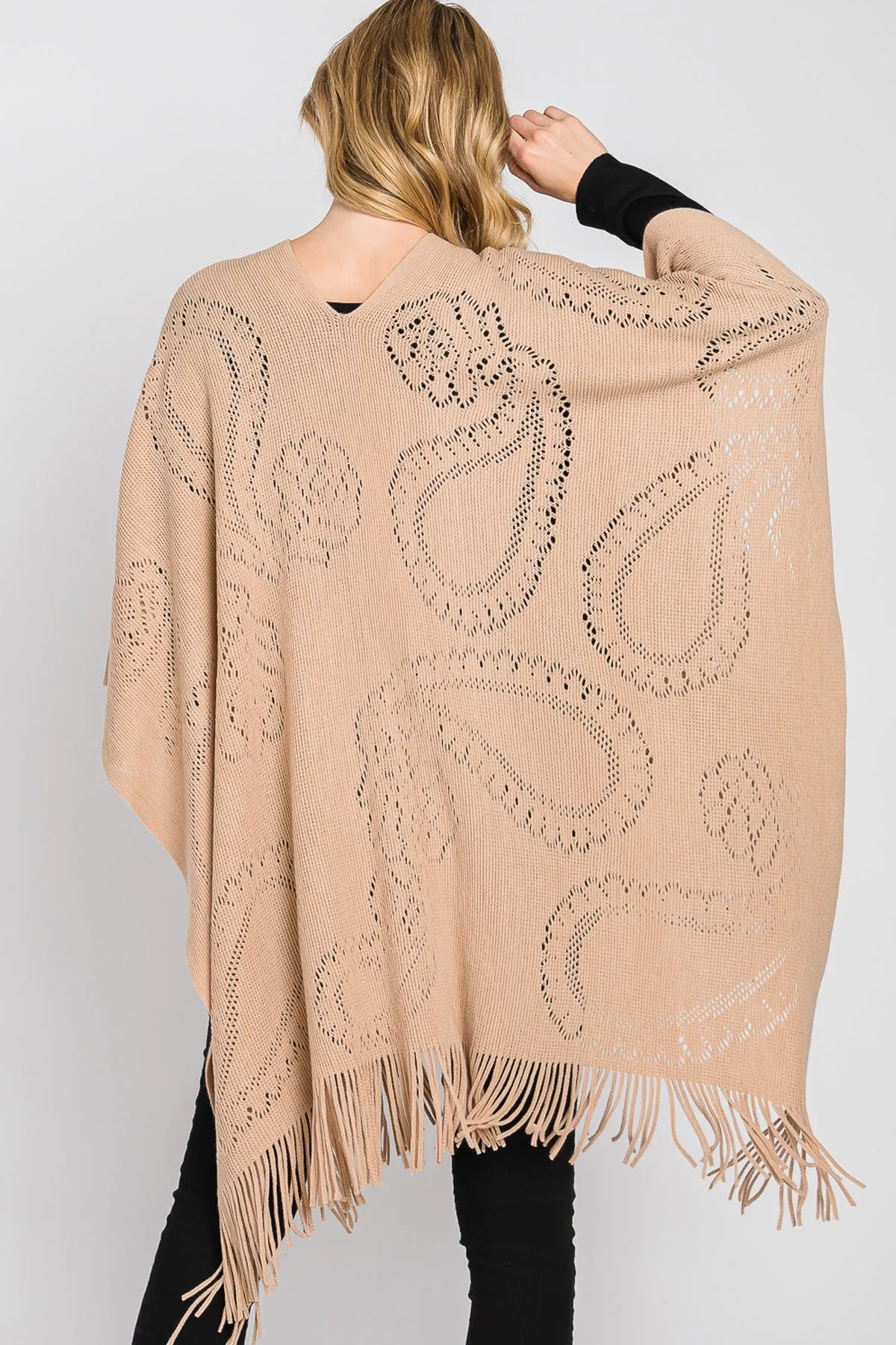 PAISLEY PATTERN FRINGE PONCHO