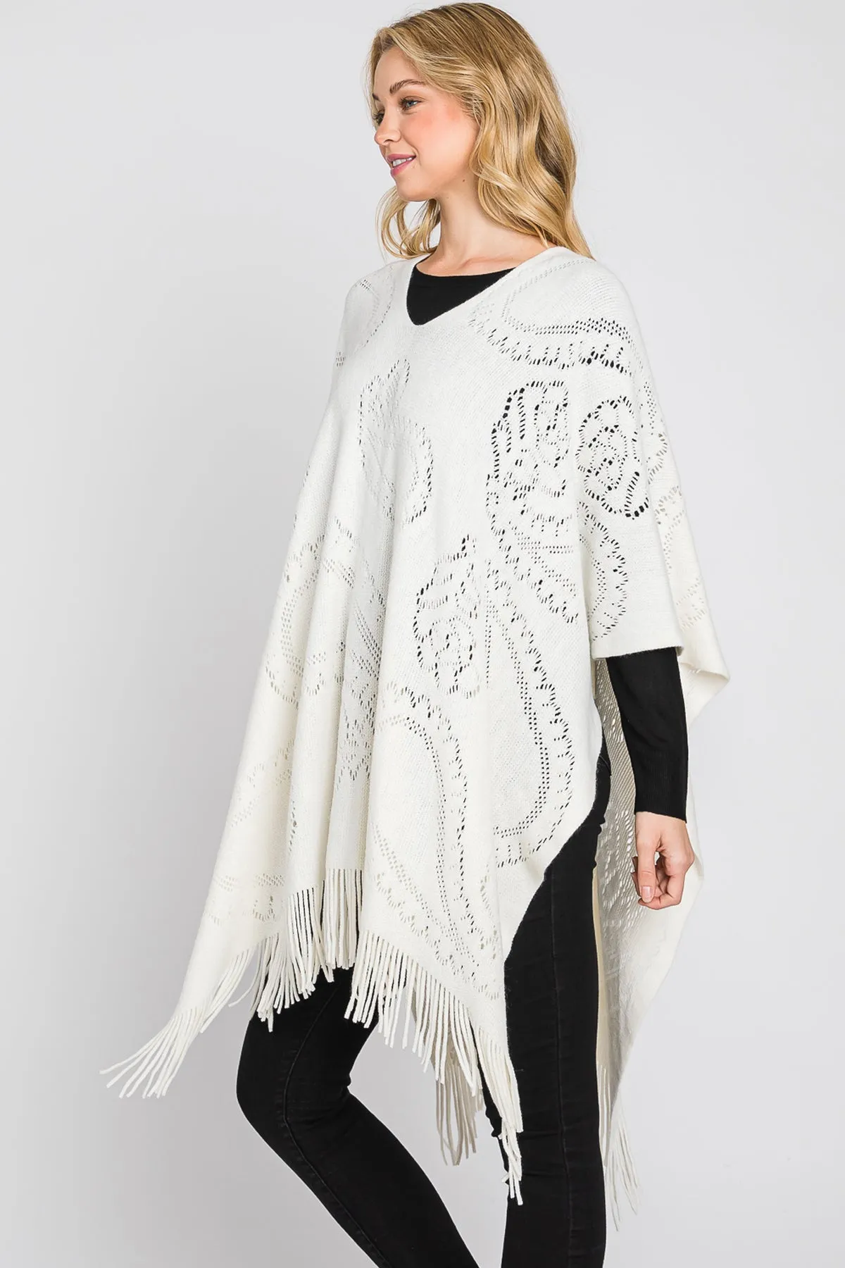 PAISLEY PATTERN FRINGE PONCHO