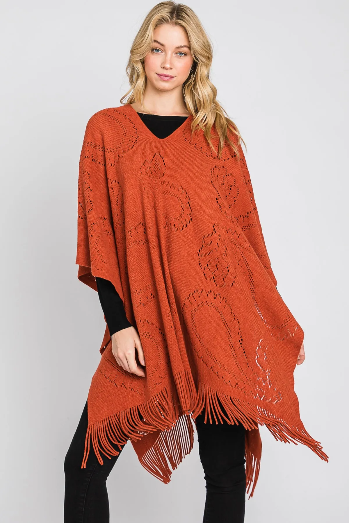 PAISLEY PATTERN FRINGE PONCHO