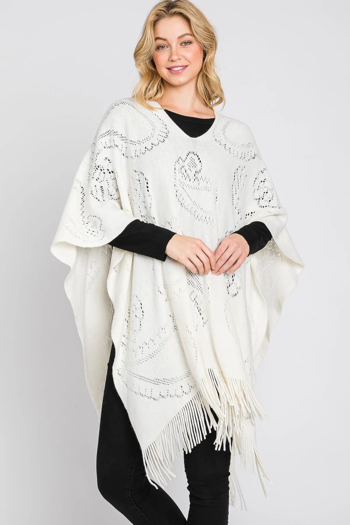 PAISLEY PATTERN FRINGE PONCHO