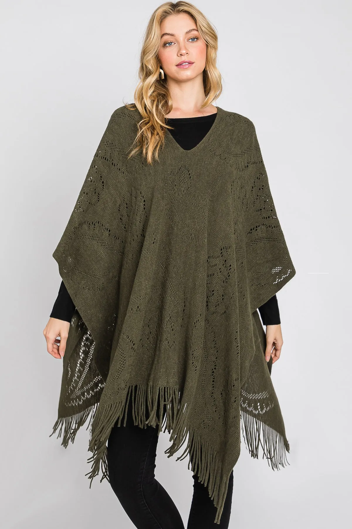 PAISLEY PATTERN FRINGE PONCHO