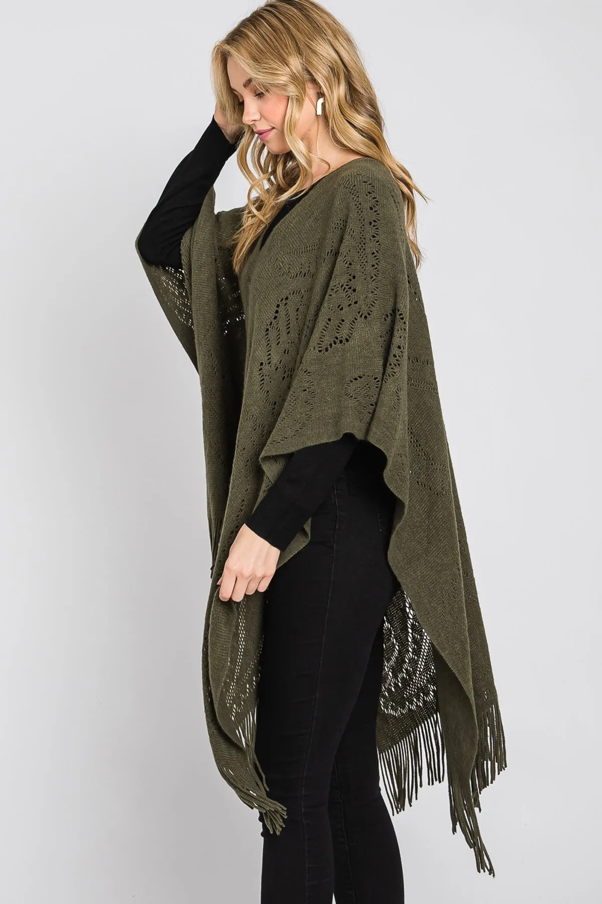 PAISLEY PATTERN FRINGE PONCHO